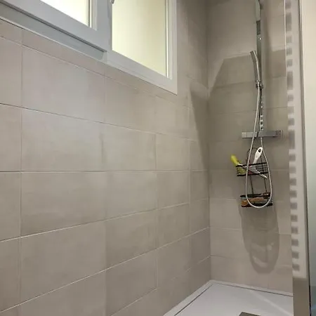 Pavillon Individuel 4 Etoiles De Plain Pieds Avec Jardin * Амьен