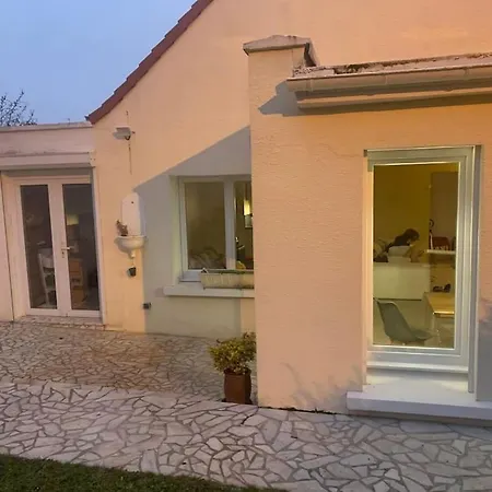 Pavillon Individuel 4 Etoiles De Plain Pieds Avec Jardin Дом отдыха