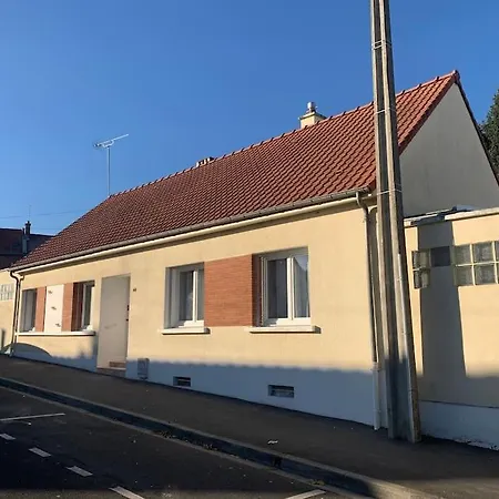Pavillon Individuel 4 Etoiles De Plain Pieds Avec Jardin Holiday home Amiens