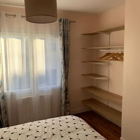 Holiday home Pavillon Individuel 4 Etoiles De Plain Pieds Avec Jardin Amiens